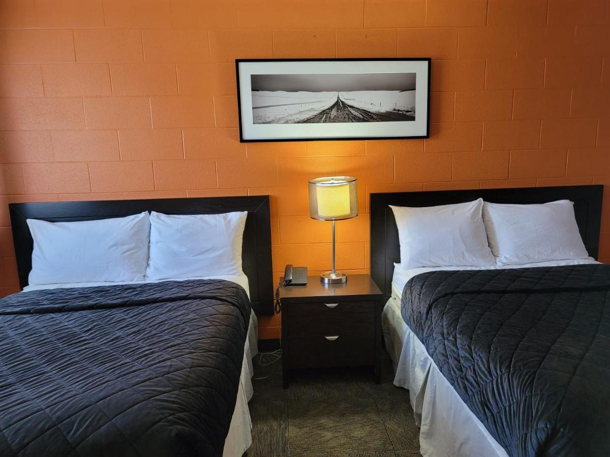 Roadking Inns Motel YYC Exterior foto